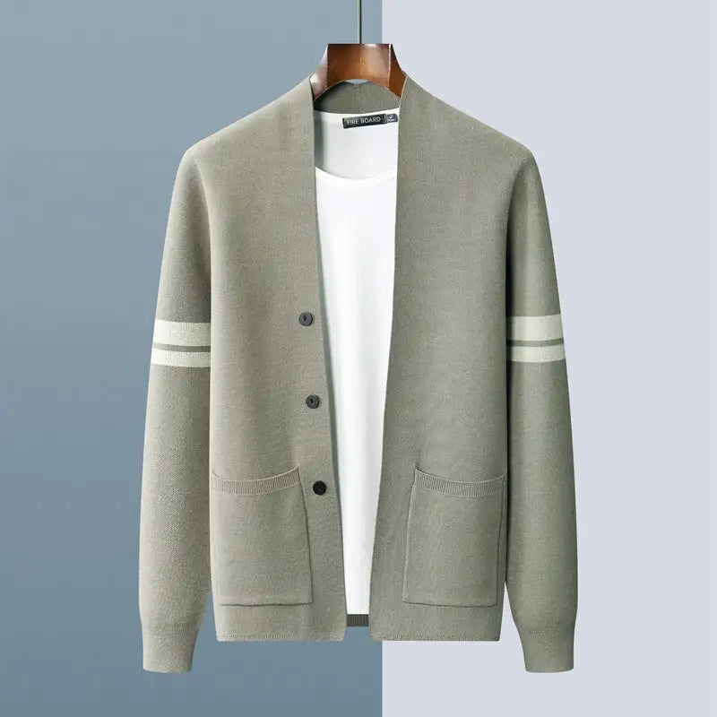 Cárdigan de lana merino Heritage Elegance