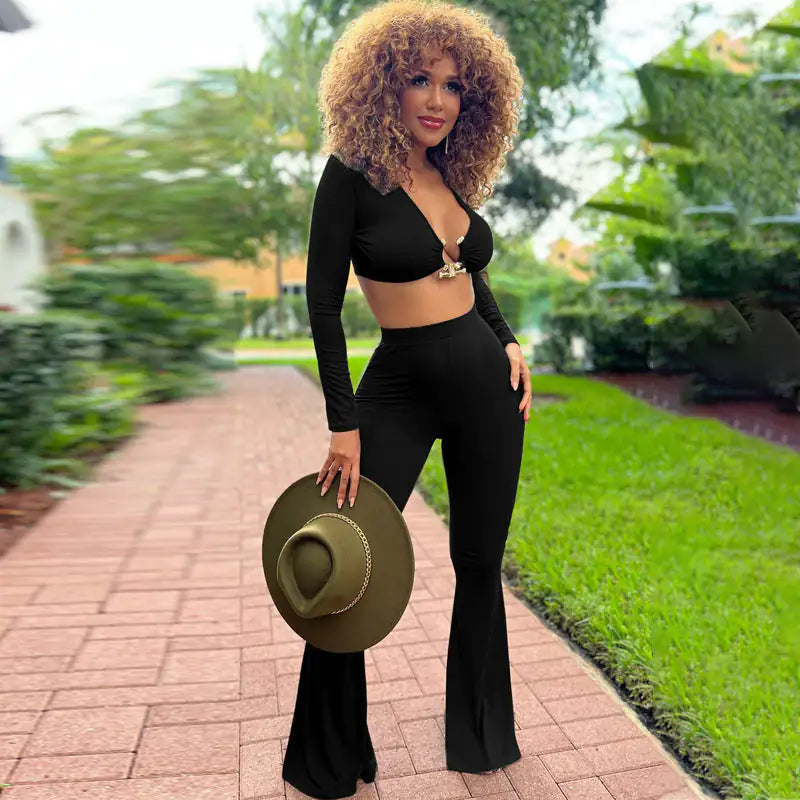 Conjunto de pantalones acampanados de canalé