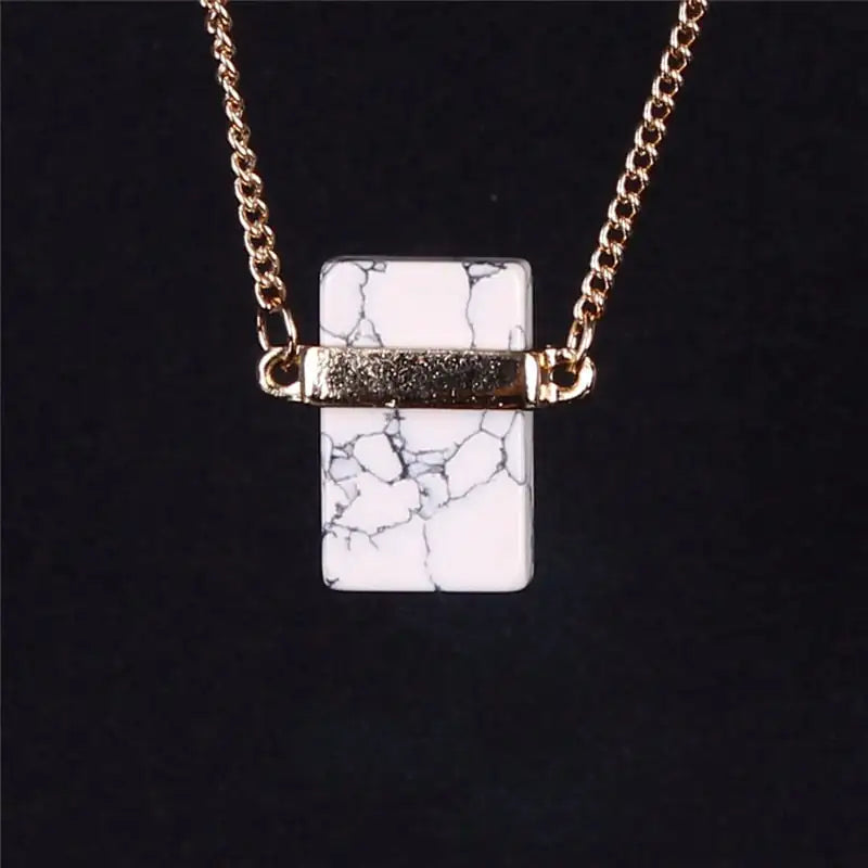 Collar de piedra de mármol natural