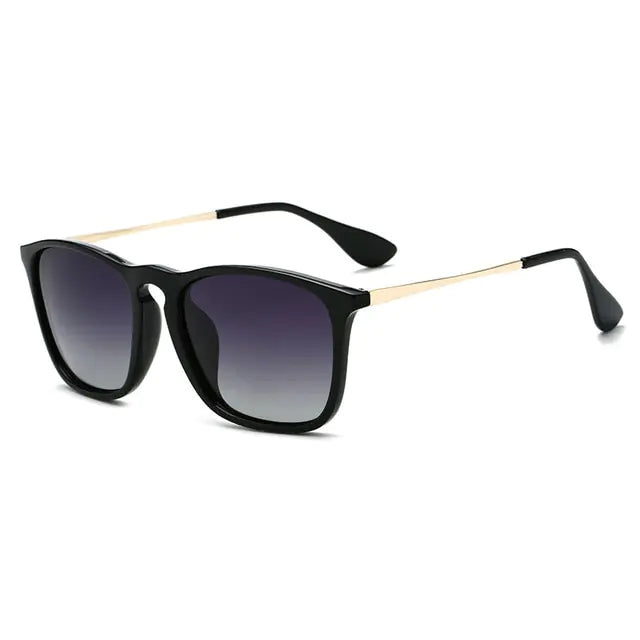 Gafas de sol clásicas con espejo negro