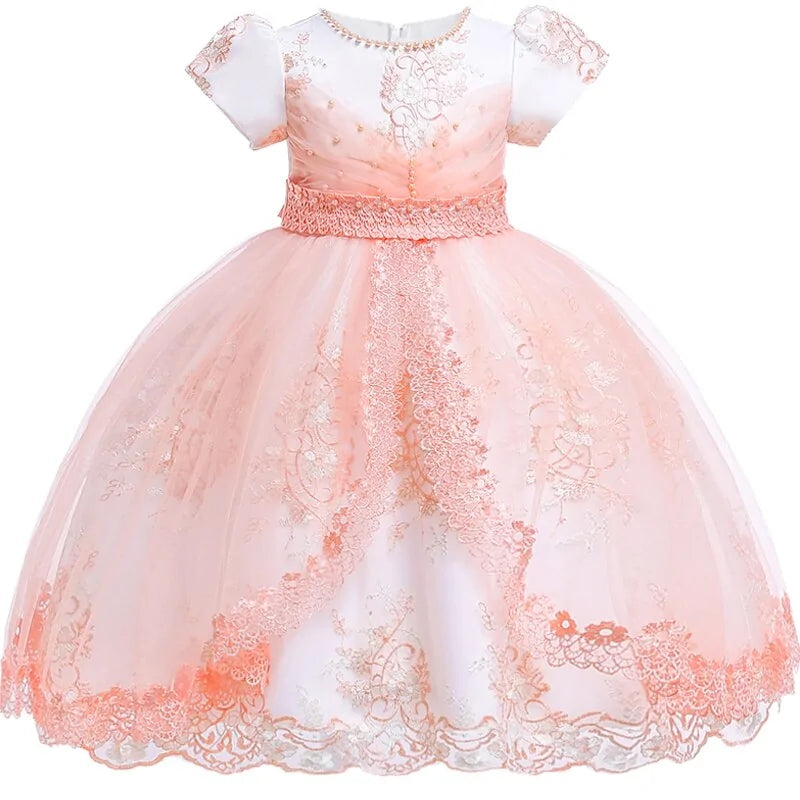 Vestido de niña con bordado de cuentas