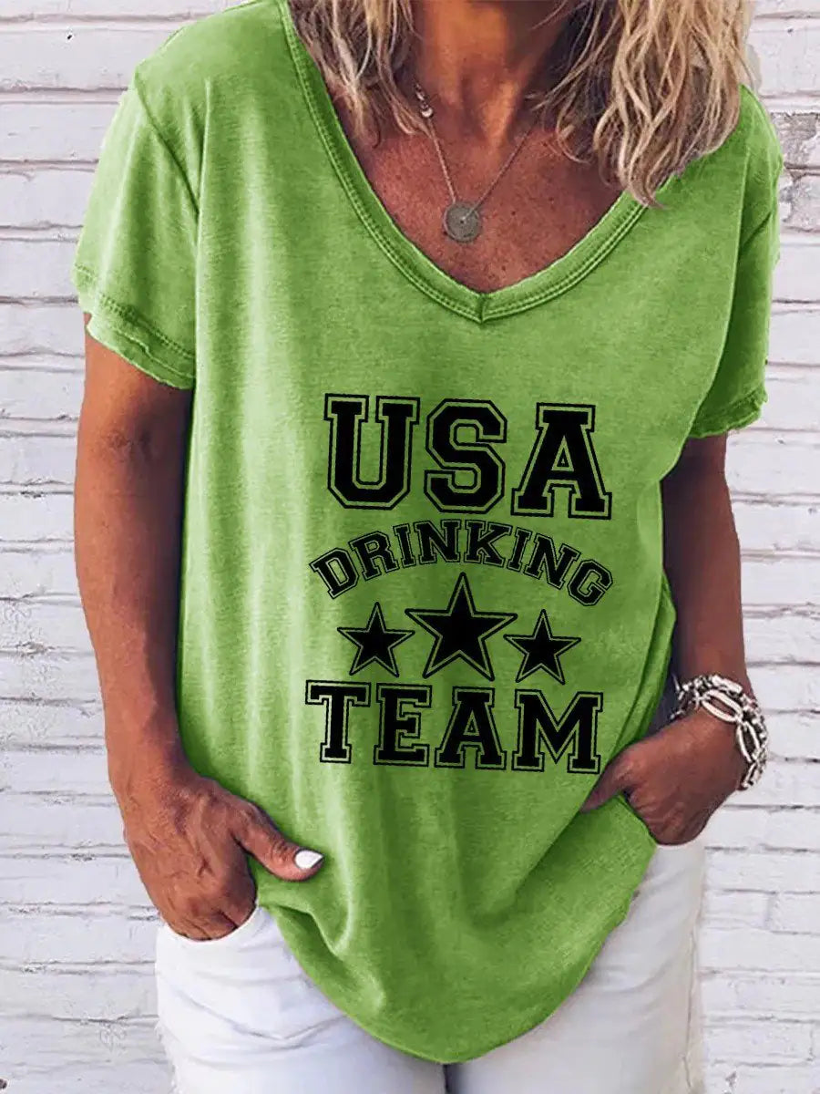 Camiseta estampada para mujer con el "Equipo de bebedores de EE. UU."
