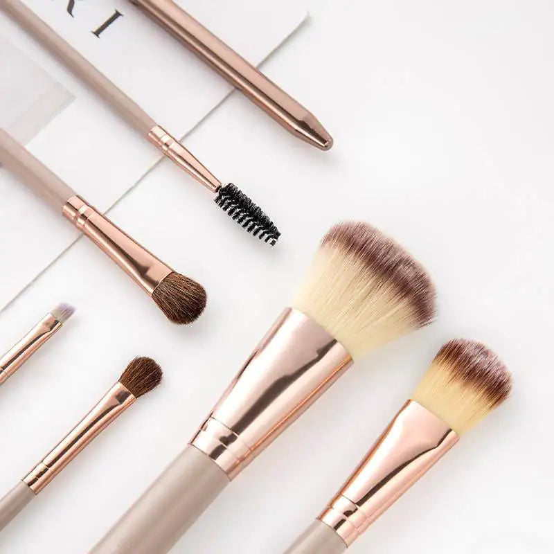 Kit de pinceles OmyBrush con estuche de cuero