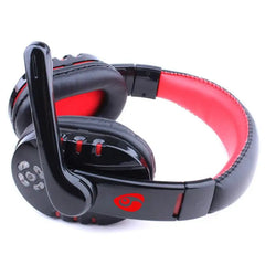 Wireless Gaming with Over-Ear Headset