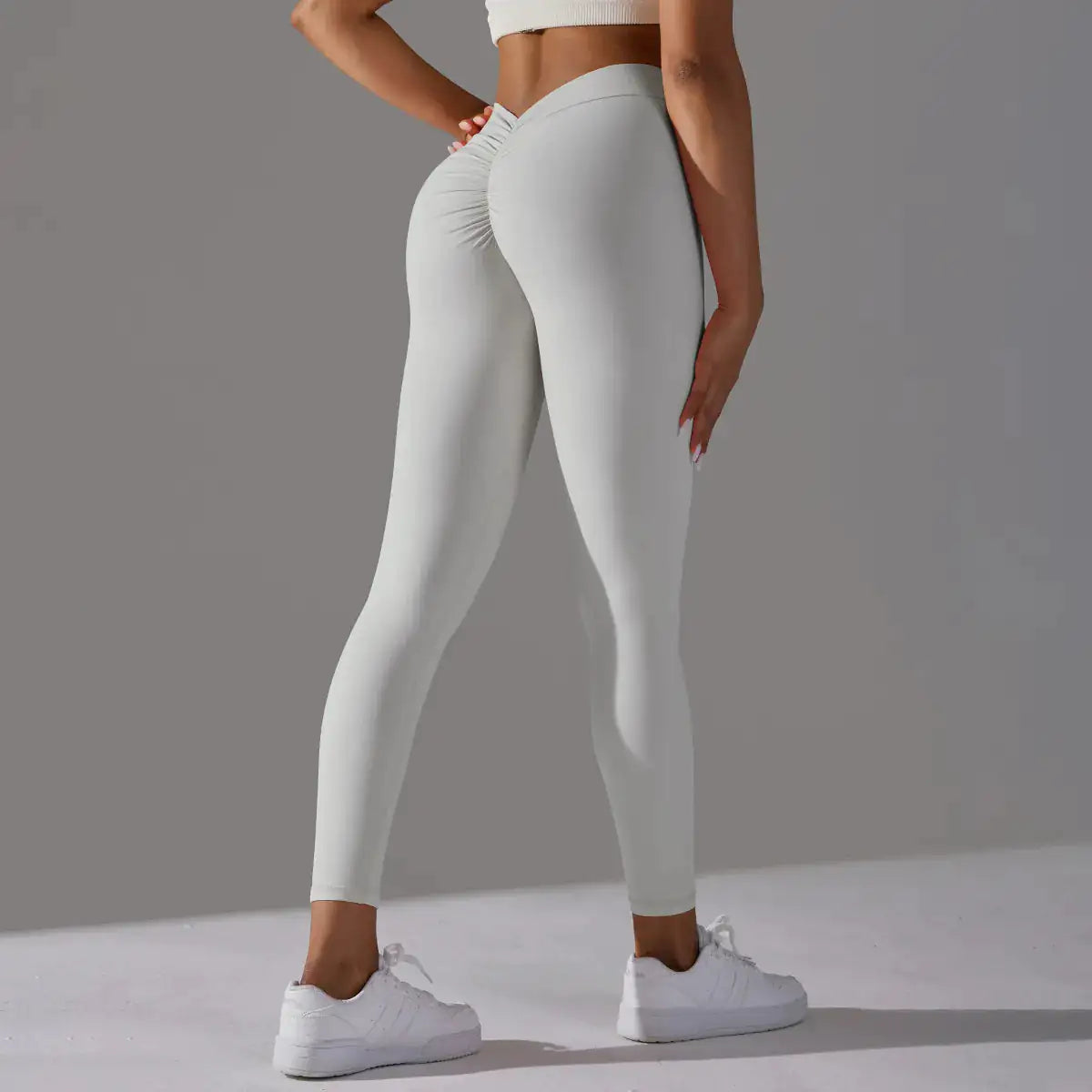Leggings moldeadores con espalda en V