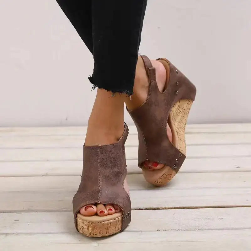 Sandalias ortopédicas retro con tacón alto y plataforma