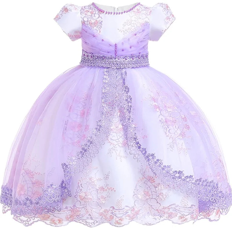 Vestido de niña con bordado de cuentas
