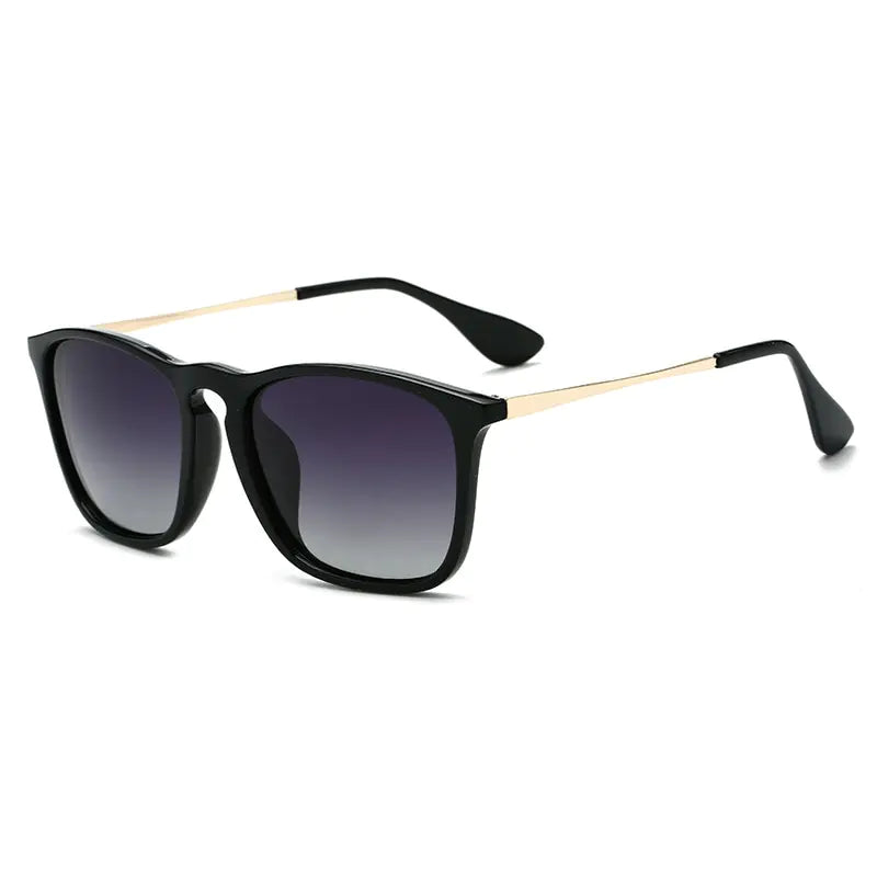 Gafas de sol clásicas con espejo negro