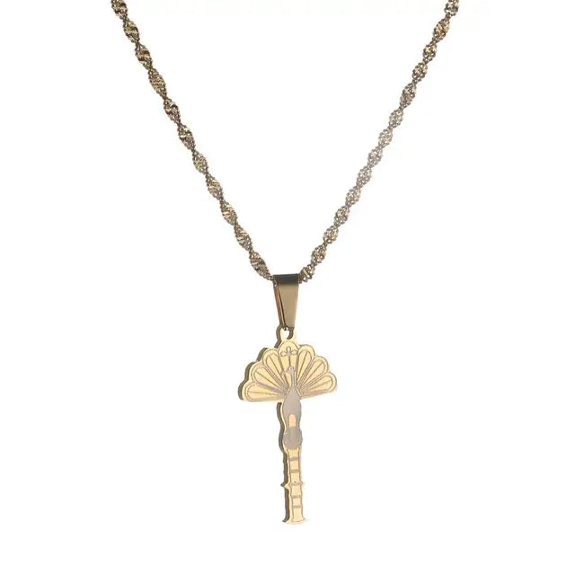 Collar con colgante de acero inoxidable Lalish