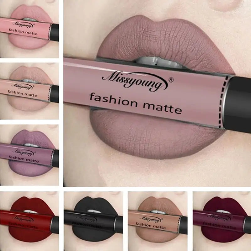 Lápiz labial mate de marca Makeup
