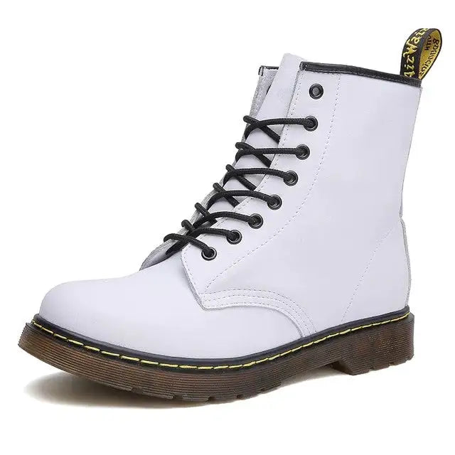 Botas de cuero con suela gruesa