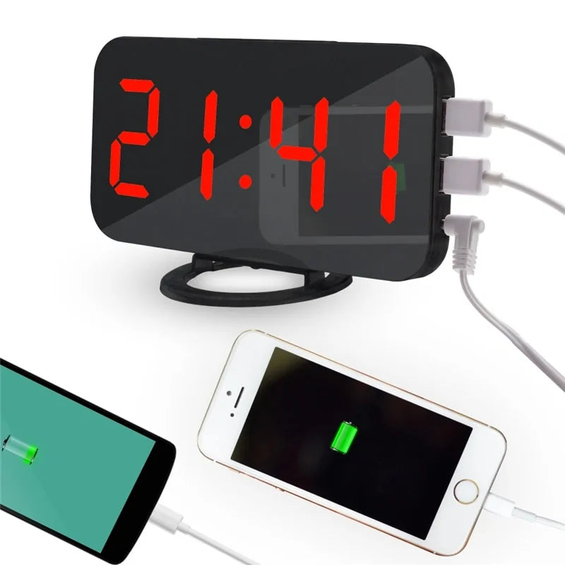Reloj despertador digital con pantalla LED y 2 puertos de salida USB