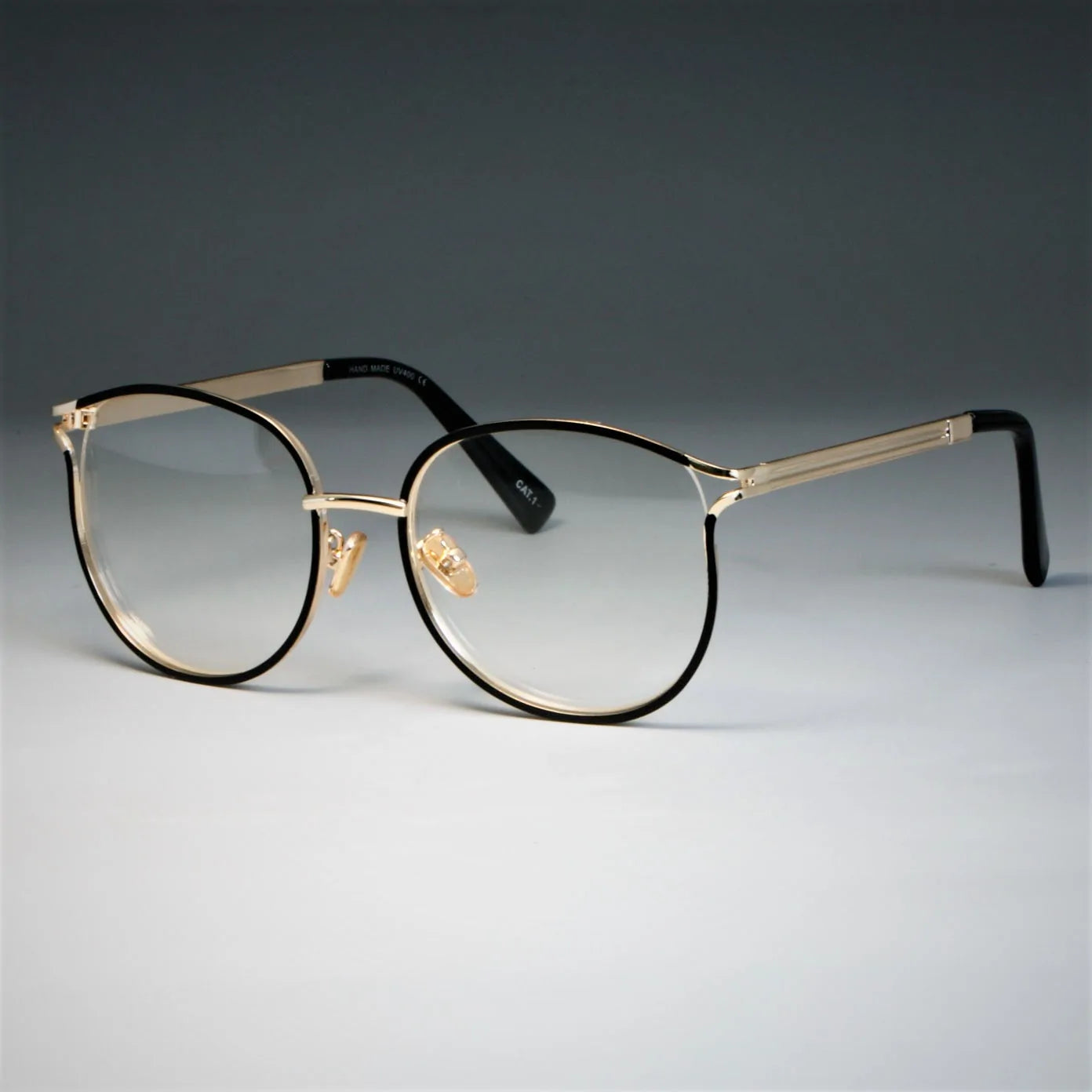 Gafas de ojo de gato con montura de metal
