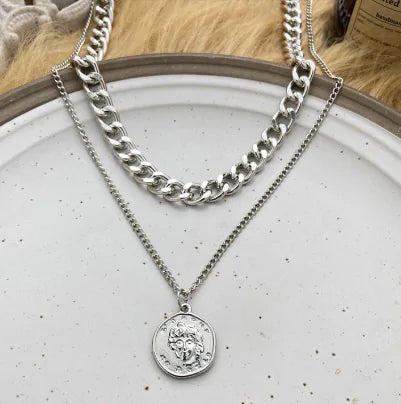 Collar vintage de varias capas