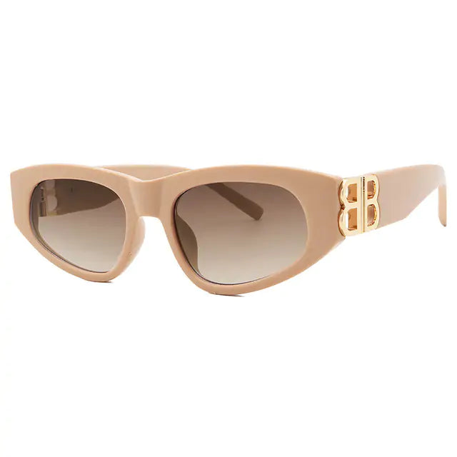 Gafas retro con lentes de color negro