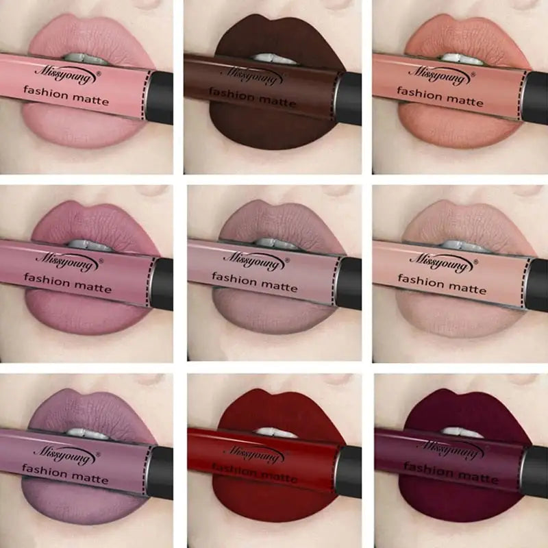 Lápiz labial mate de marca Makeup