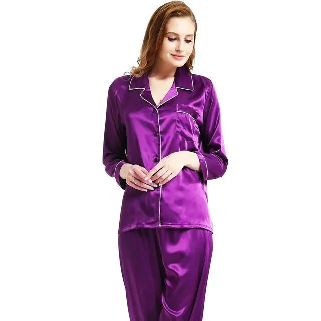 Nuevo conjunto de pijama de satén elegante e informal para mujer