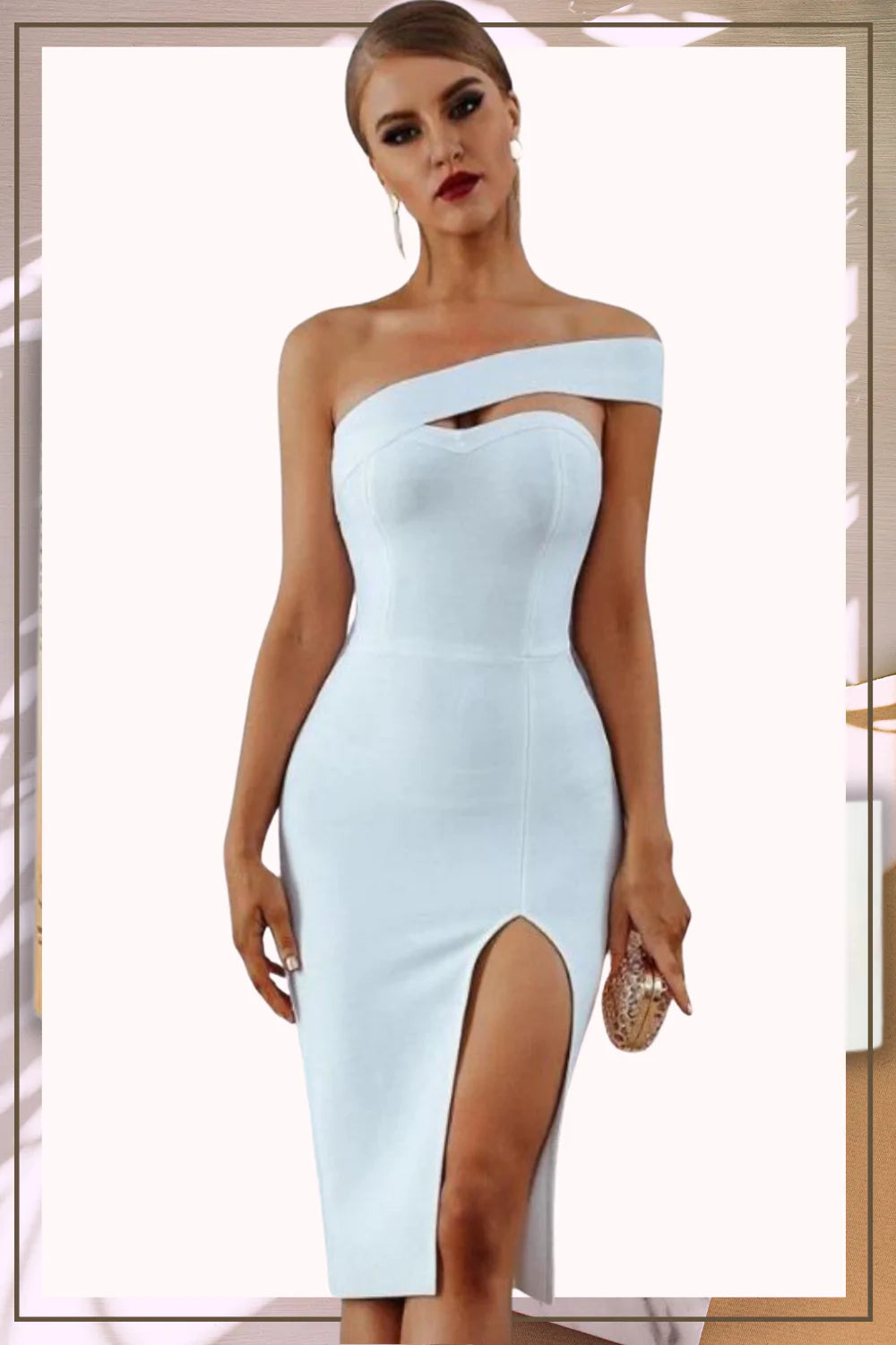 Delicado vestido ajustado con abertura alta y hombros descubiertos de Diva