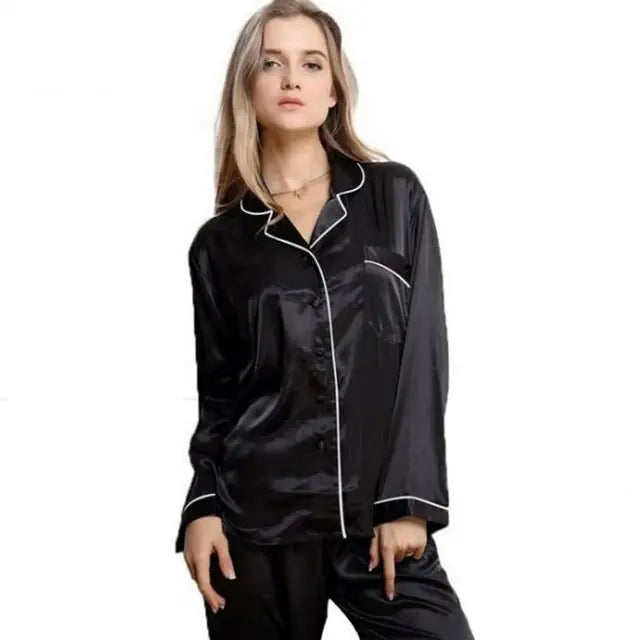 Nuevo conjunto de pijama de satén elegante e informal para mujer