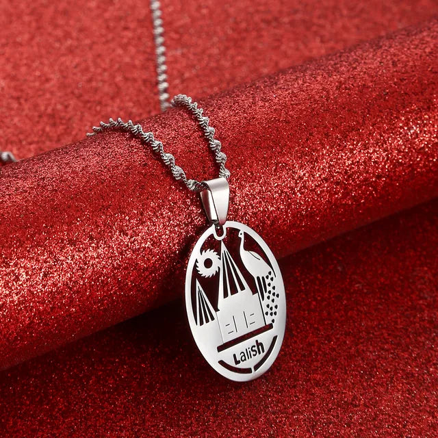 Collar con colgante de acero inoxidable Lalish