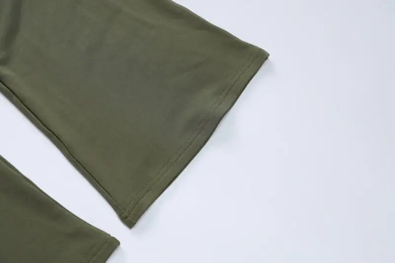 Conjunto de pantalones acampanados de canalé