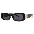 Gafas retro con lentes de color negro