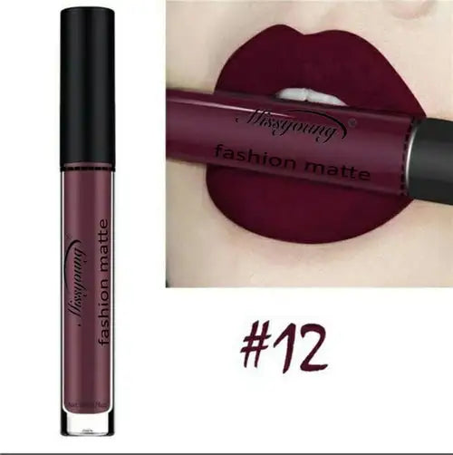 Lápiz labial mate de marca Makeup