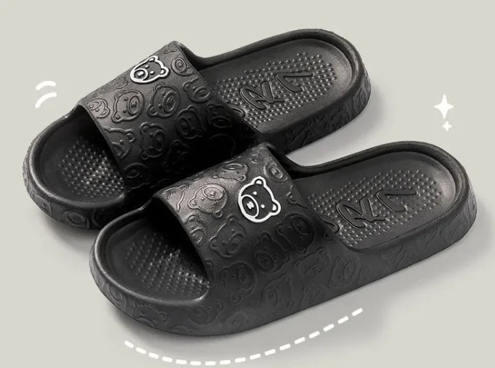 Lindas pantuflas de oso para mujer