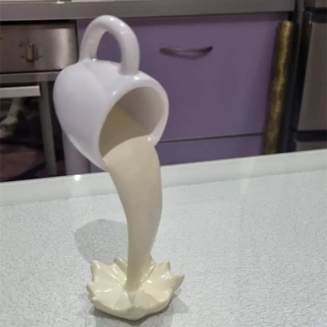 Estatuas de resina Taza de café flotante Escultura artística Cocina Hogar