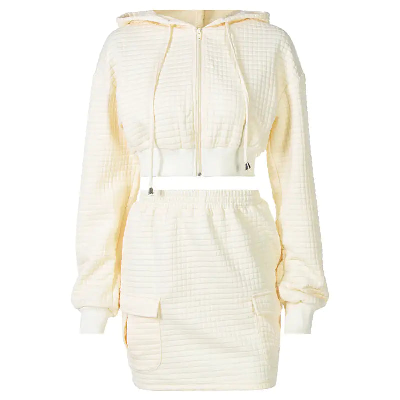 Conseguir el conjunto de falda con capucha y textura THIQUE