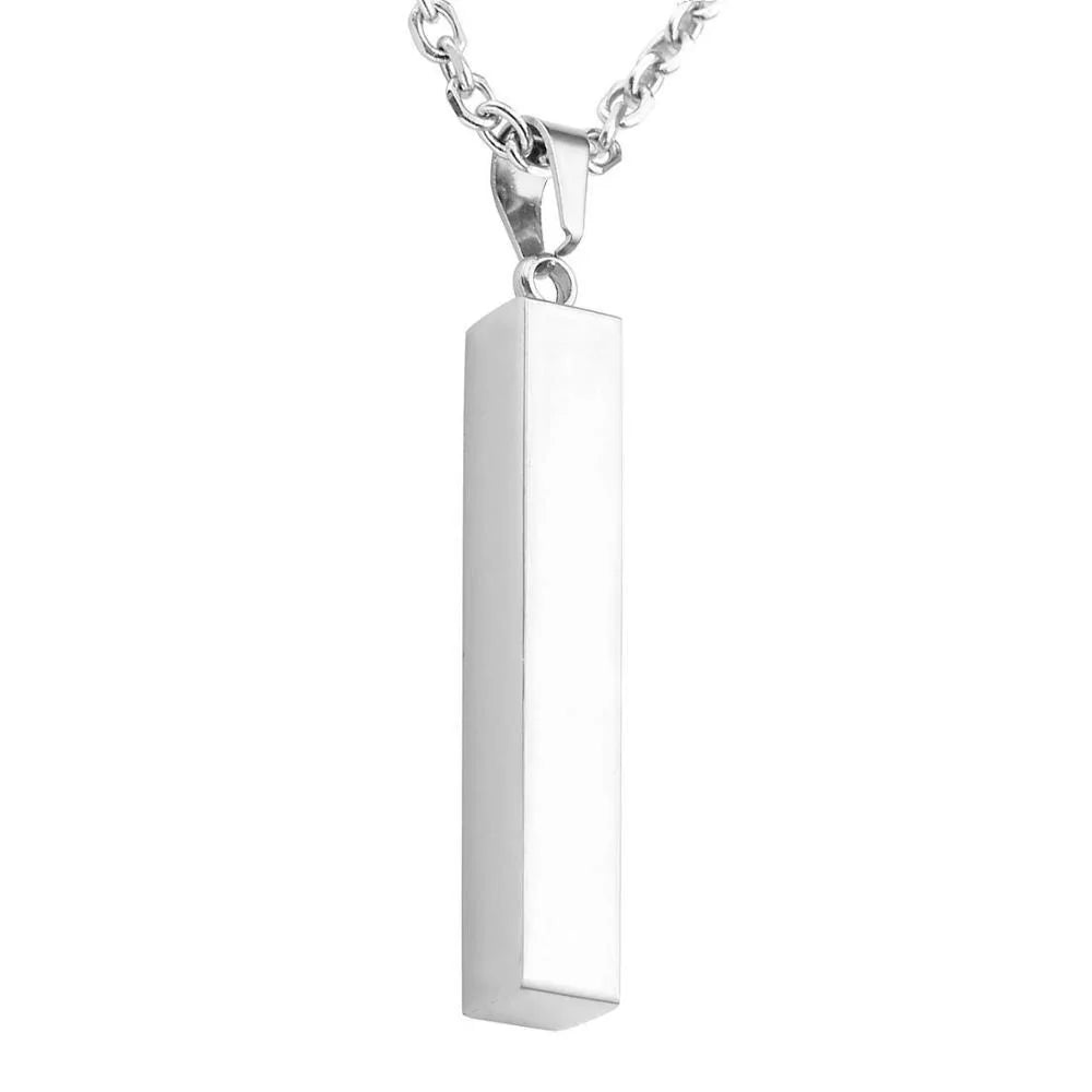 Collar con colgante de barra vertical de acero