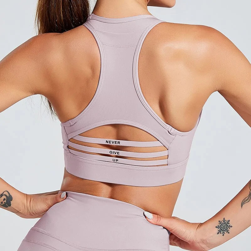 Sujetador de mujer de moda Kaminsky con parches y sin tirantes