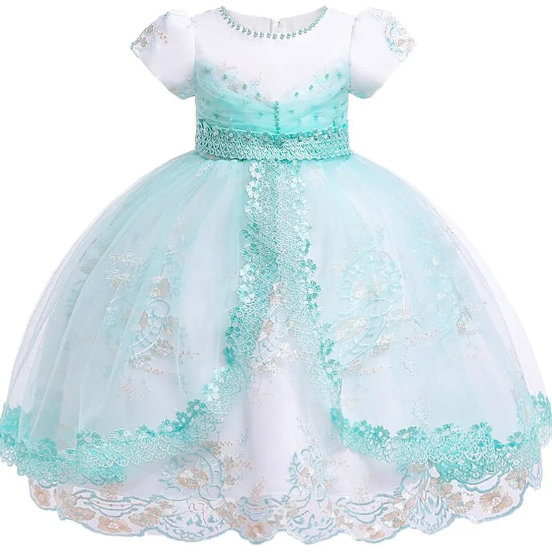 Vestido de niña con bordado de cuentas