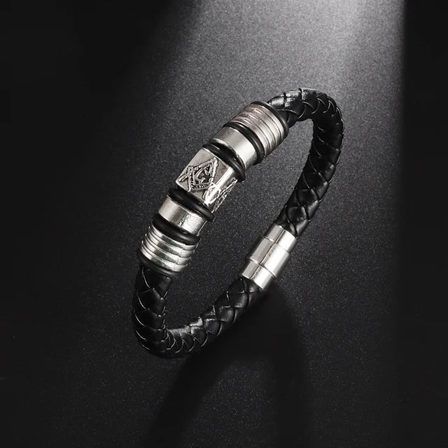 Pulsera clásica de cuero multicapa tejida a mano