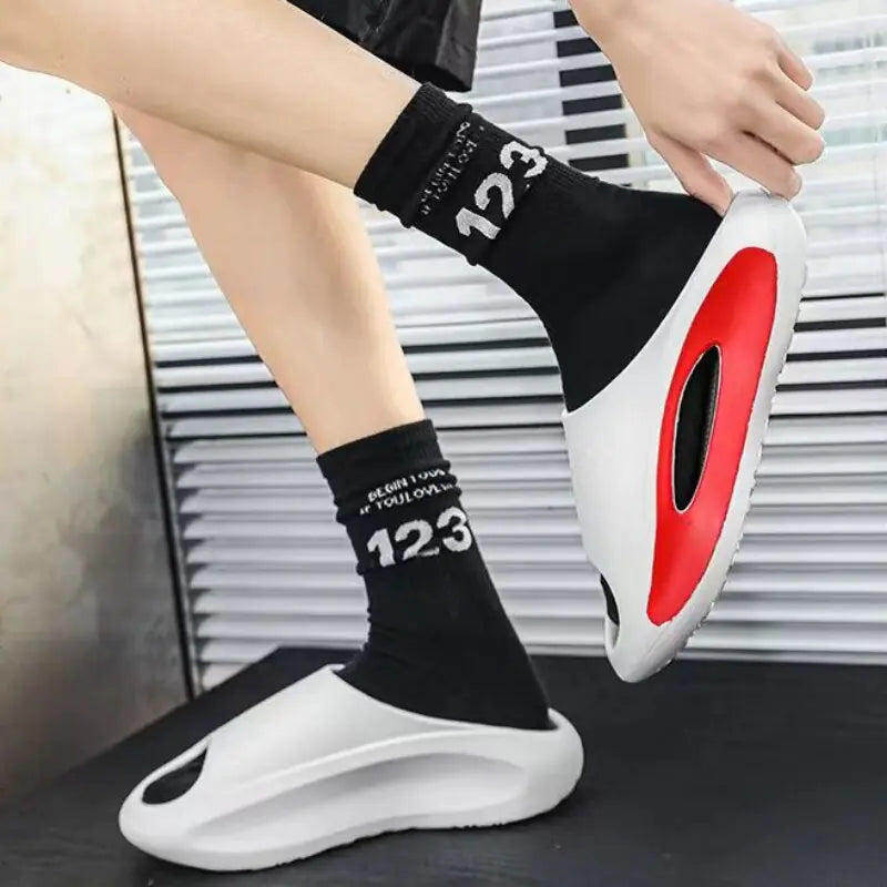 Colección 2023 de zapatillas de playa casuales para hombre