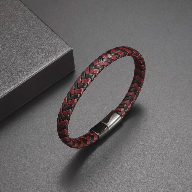 Pulsera clásica de cuero multicapa tejida a mano