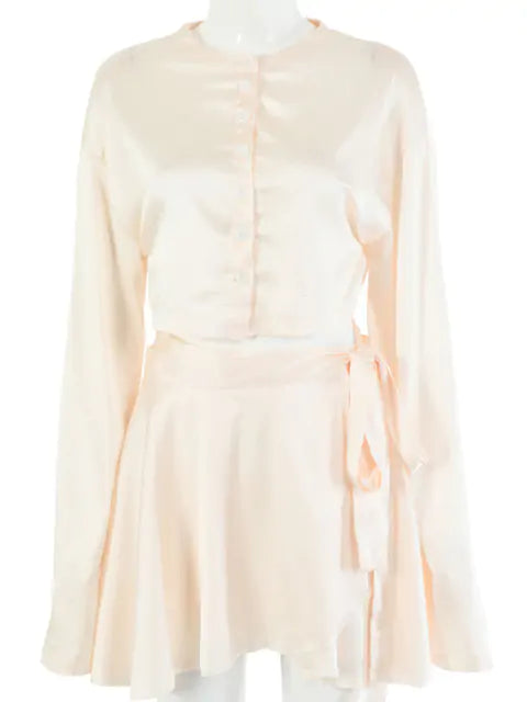 Conjunto de vestido informal de satén de dos piezas