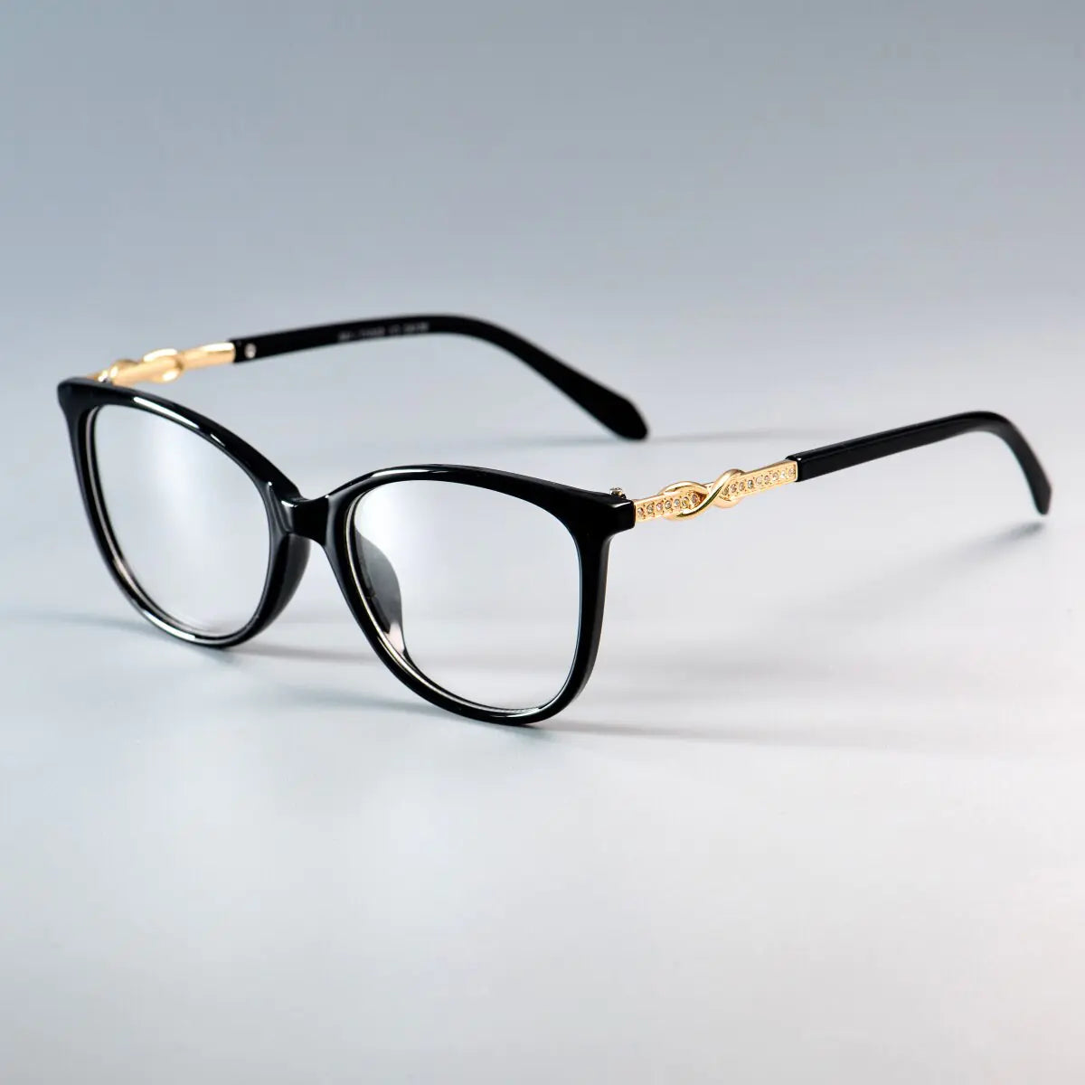 Gafas cuadradas de color caqui con forma de ojo de gato