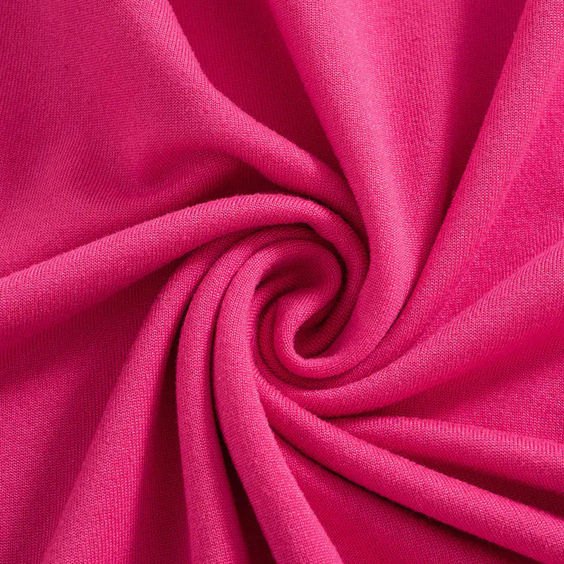 Vestido mini ajustado con bordado de corazones