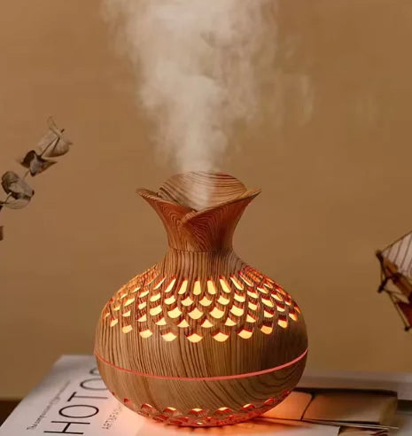 Mini humidificador de escritorio con forma de flor de tres hojas